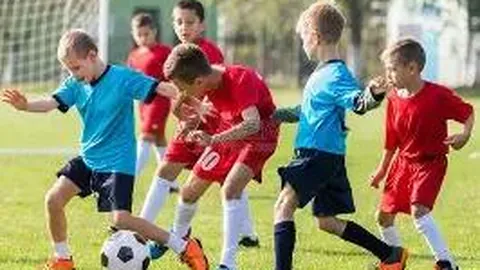 温特校足球队荣获全国残特奥会双冠创纪录！